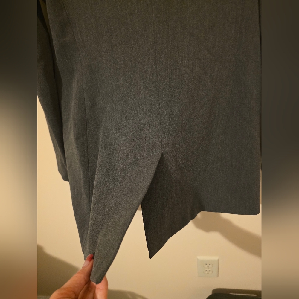 Express Women's Gray Single-Button Blazer - image 2